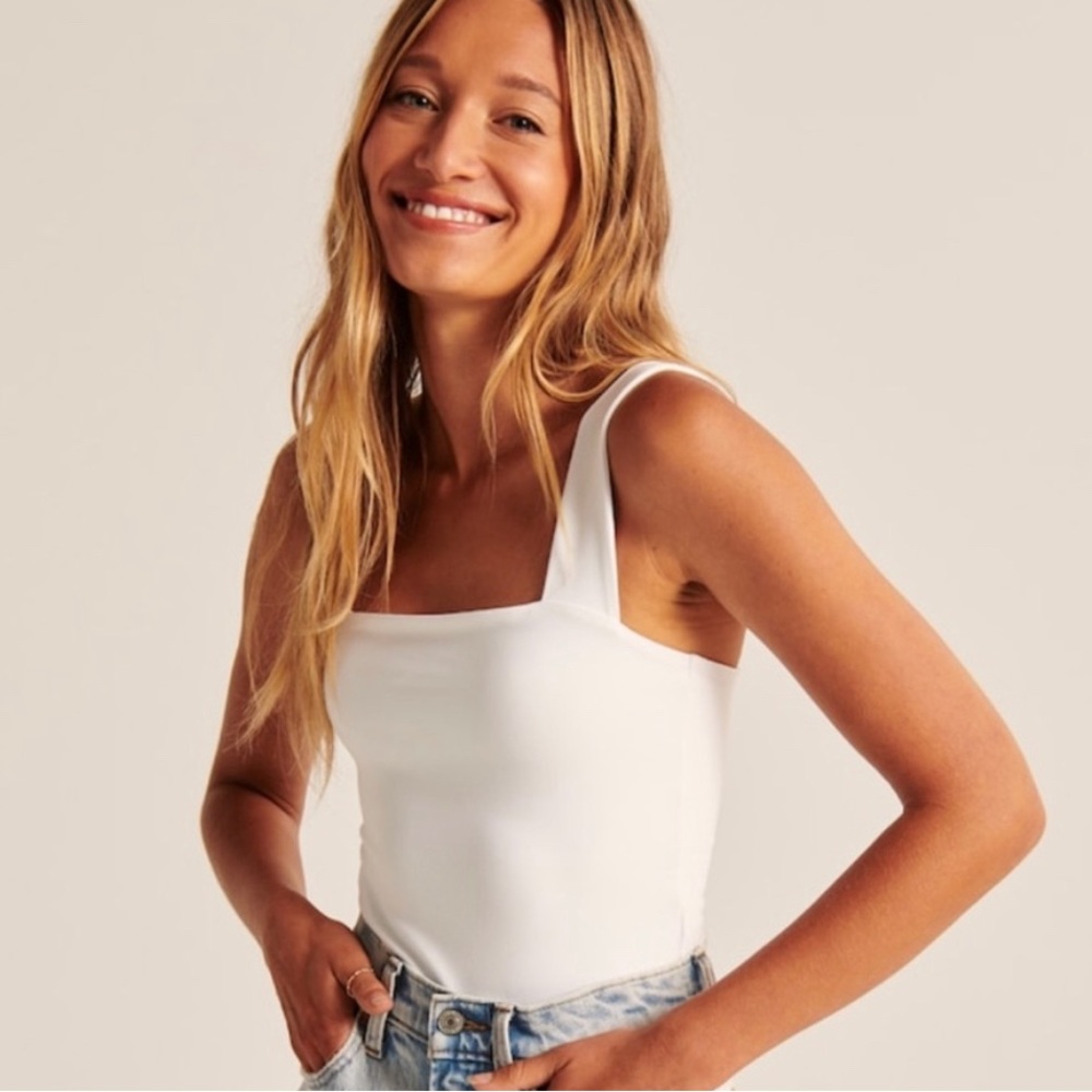 Abercrombie & Fitch Square Neck White Tank Top Body Suit Sz M